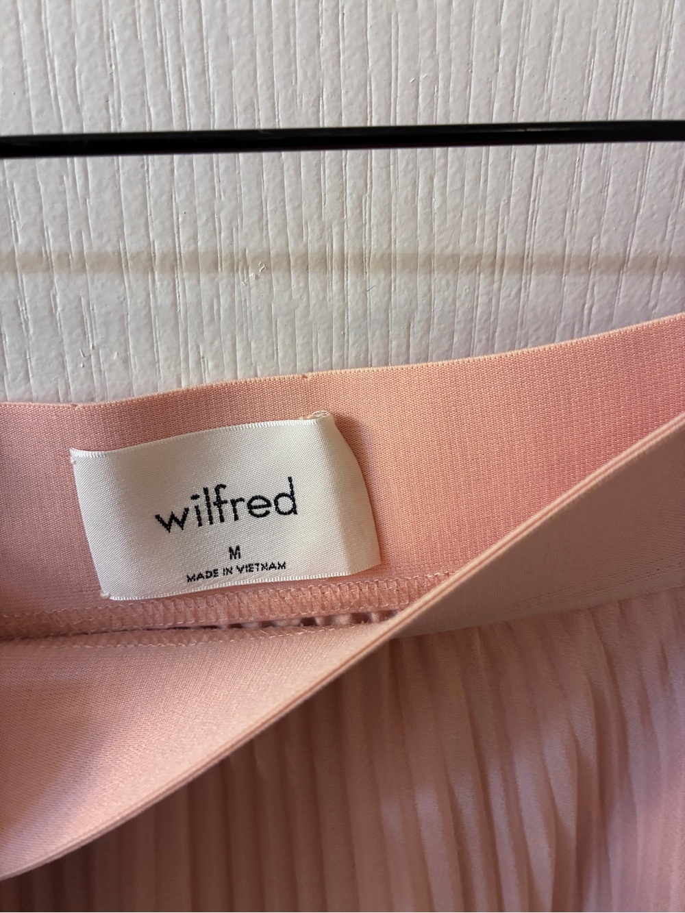 Wilfred Pleated Midi Skirt - Picture 3 of 8